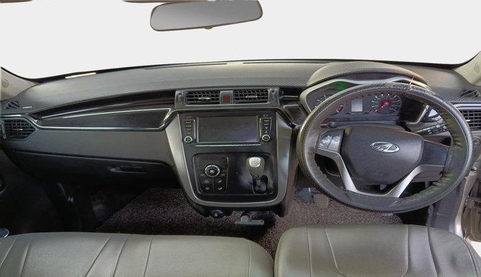 2018 Mahindra KUV 100 NXT K8 D 6 STR, Diesel, Manual, 76,981 km, interior