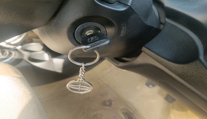 2015 Honda Mobilio 1.5L I-DTEC S, Diesel, Manual, 2,63,340 km, interior