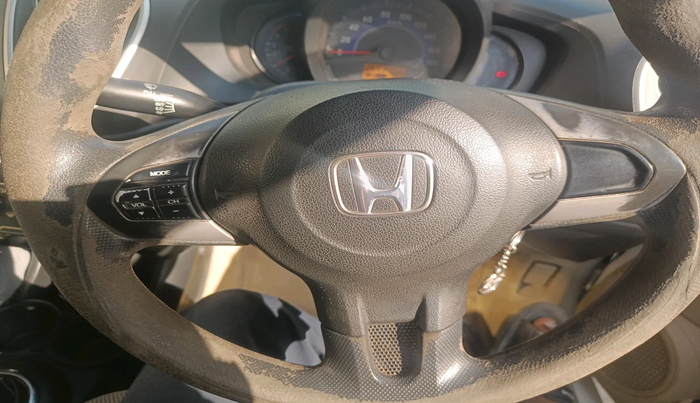 2015 Honda Mobilio 1.5L I-DTEC S, Diesel, Manual, 2,63,340 km, interior