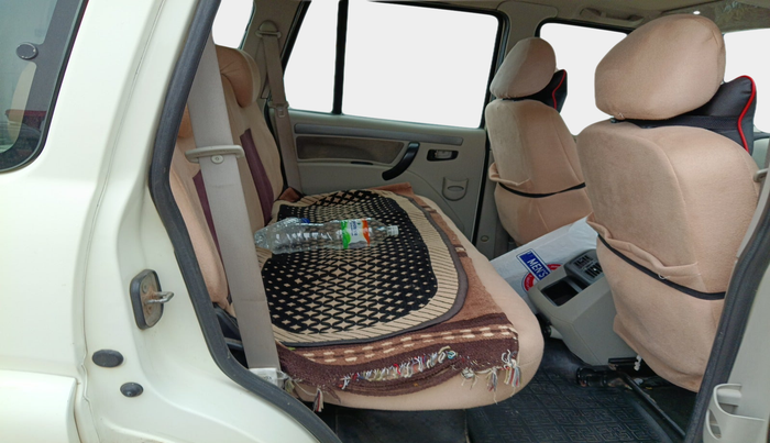 2018 Mahindra Scorpio S5, Diesel, Manual, 15,274 km, interior