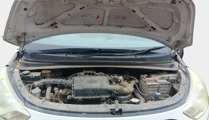 2016 Hyundai i10 SPORTZ 1.2, Petrol, Manual, 80,026 km, exterior