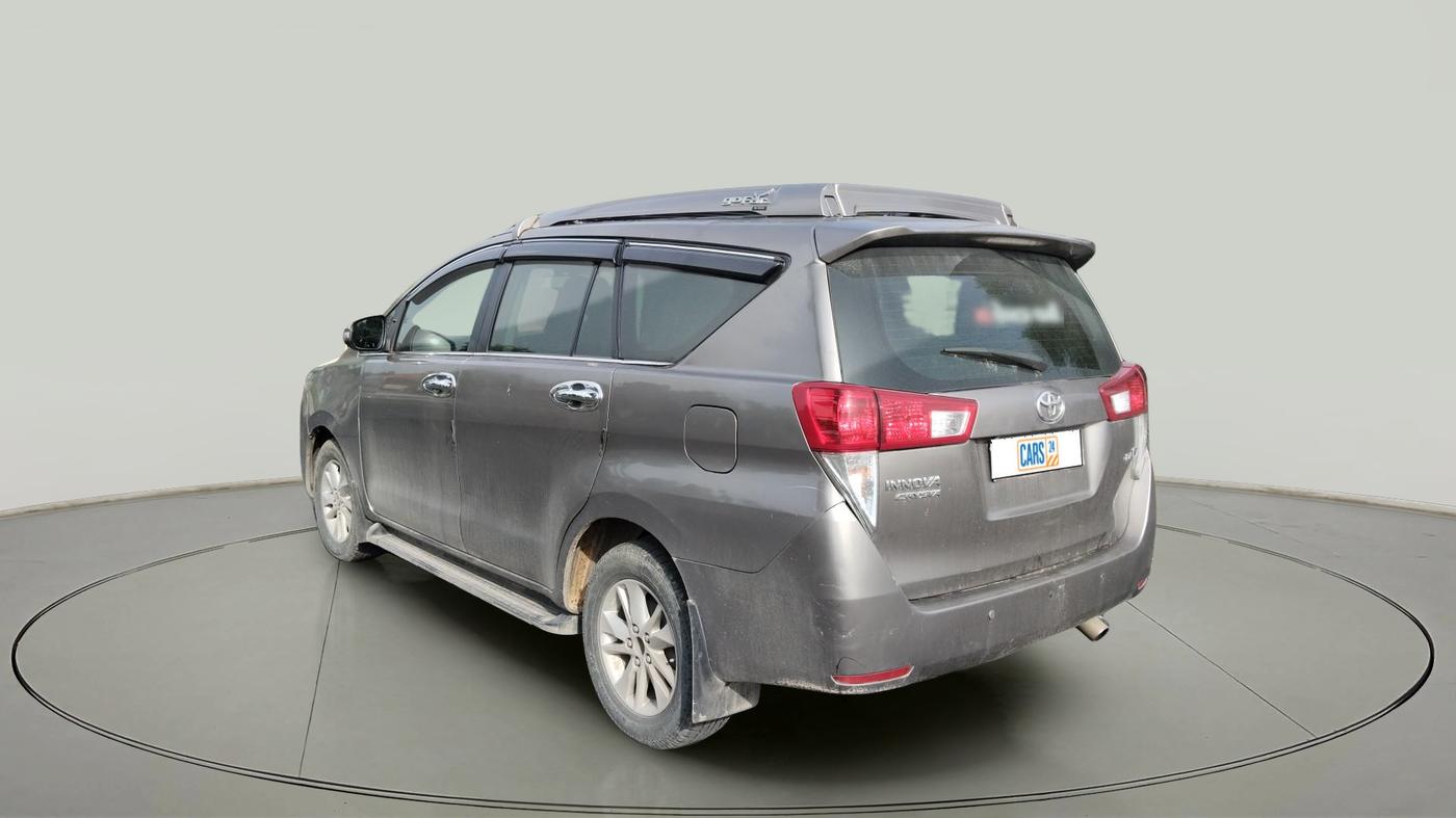 2018 Toyota Innova Crysta 2.4 VX 8 STR, Diesel, Manual, 1,28,891 km, exterior