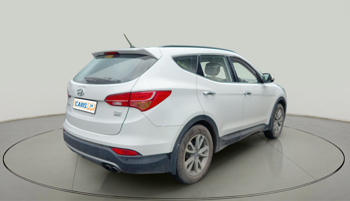 2014 Hyundai Santa Fe 4 WD AT, Diesel, Automatic, 2,85,459 km, exterior