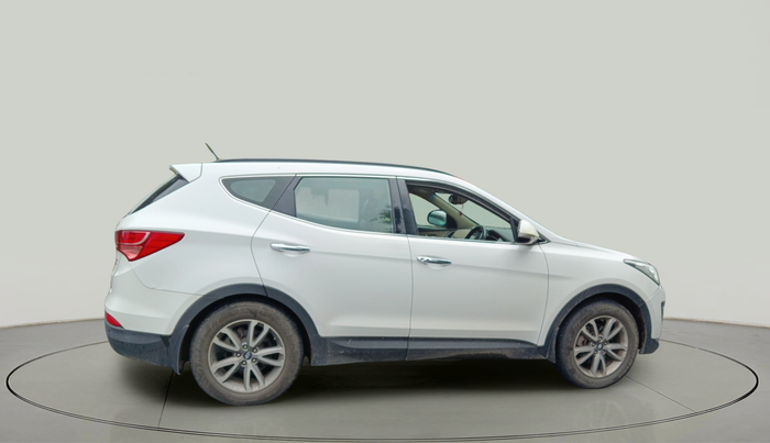 2014 Hyundai Santa Fe 4 WD AT, Diesel, Automatic, 2,85,459 km, exterior