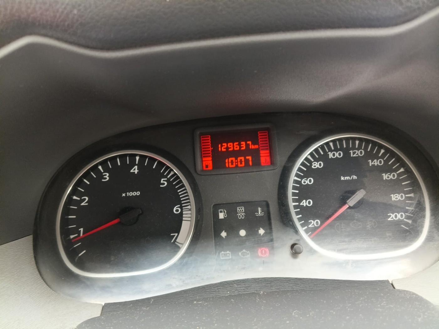 2014 Renault Duster 85 PS RXE DIESEL, Diesel, Manual, 1,29,637 km, interior
