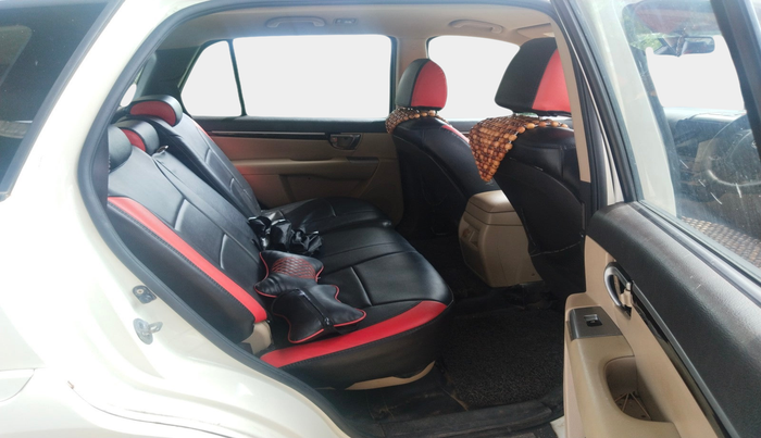 2011 Hyundai Santa Fe 2 WD, Diesel, Manual, 1,85,586 km, interior
