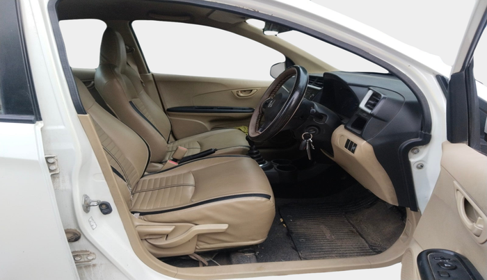 2016 Honda Amaze 1.2L I-VTEC S, Petrol, Manual, 1,40,270 km, interior