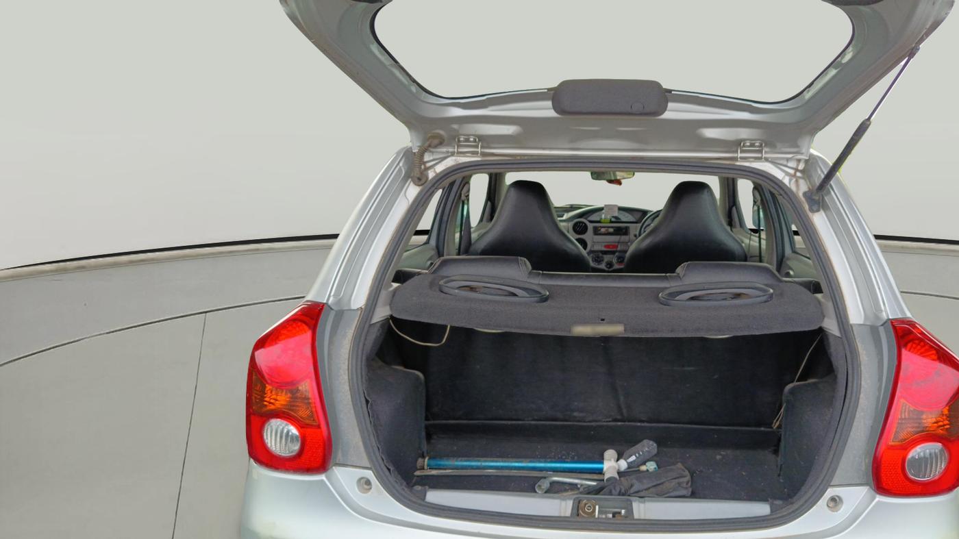 2011 Toyota Etios Liva GD, Diesel, Manual, 1,99,000 km, exterior