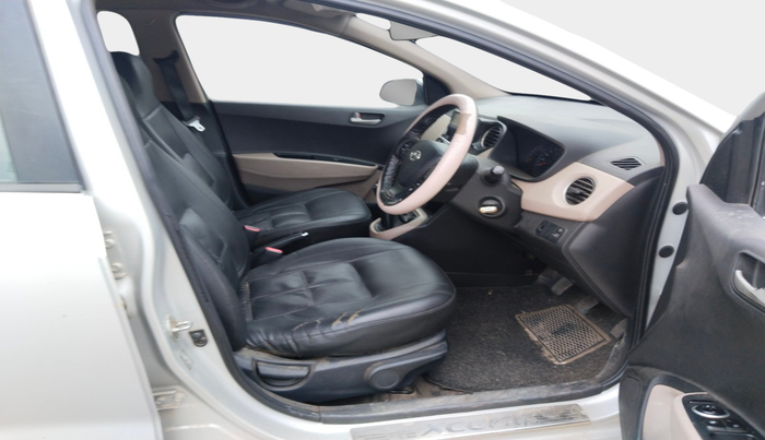 2014 Hyundai Xcent S (O) 1.2, Petrol, Manual, 83,652 km, interior