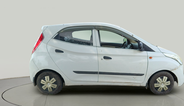 2017 Hyundai Eon ERA +, Petrol, Manual, 1,25,811 km, exterior