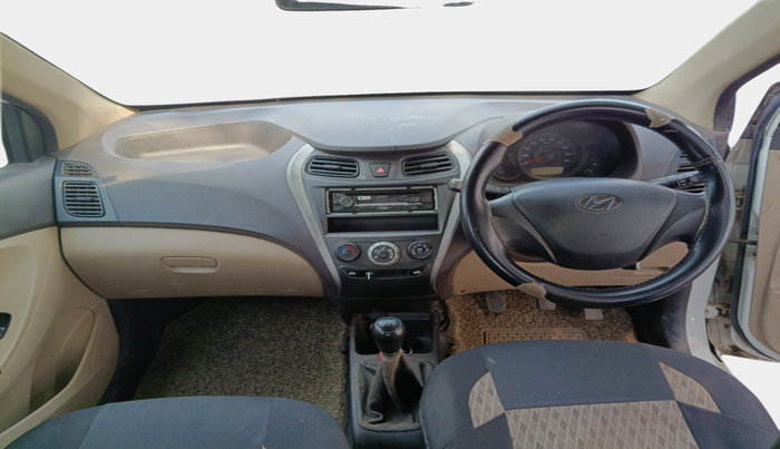 2017 Hyundai Eon ERA +, Petrol, Manual, 1,25,811 km, interior