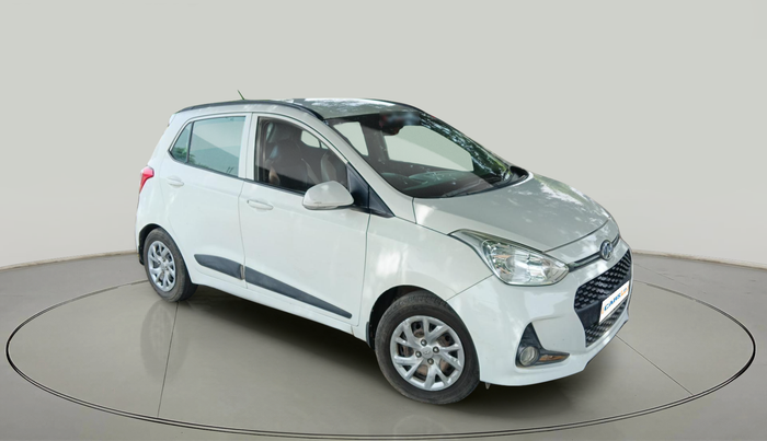 2017 Hyundai Grand i10 SPORTZ (O) 1.2 KAPPA VTVT, Petrol, Manual, 1,32,136 km, exterior