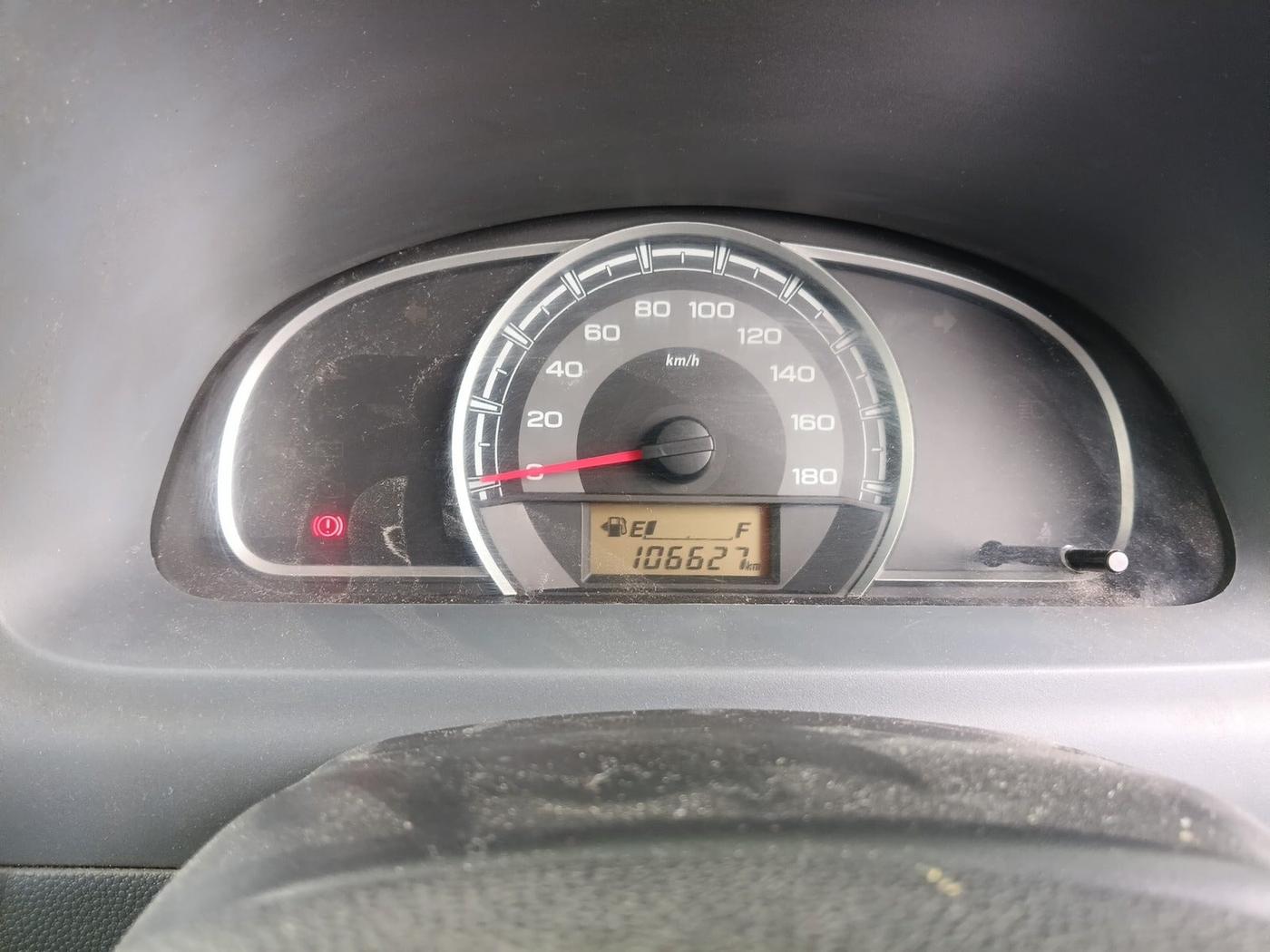 2015 Maruti Alto 800 LXI, Petrol, Manual, 1,06,627 km, interior