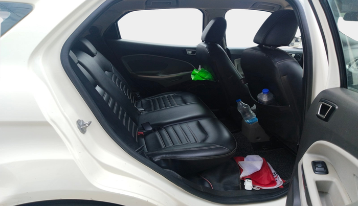 2015 Ford Ecosport TITANIUM 1.5L DIESEL, Diesel, Manual, 1,38,588 km, interior