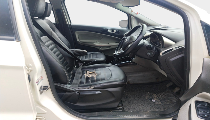 2015 Ford Ecosport TITANIUM 1.5L DIESEL, Diesel, Manual, 1,38,588 km, interior