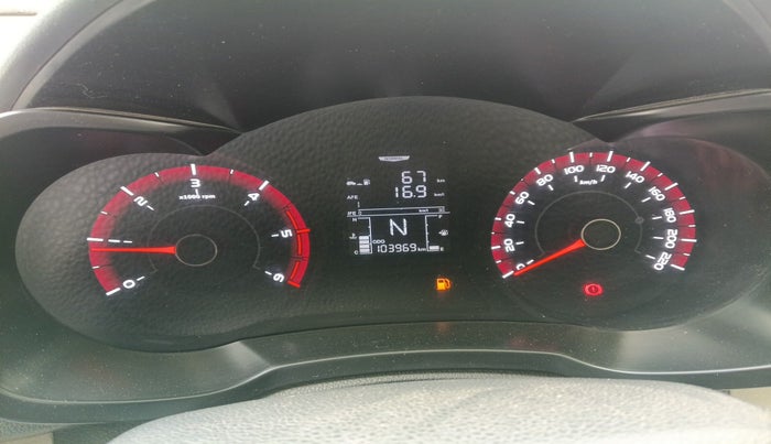 2019 Mahindra XUV300 W6 1.5 DIESEL, Diesel, Manual, 1,03,969 km, interior