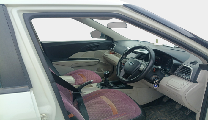 2019 Mahindra XUV300 W6 1.5 DIESEL, Diesel, Manual, 1,03,969 km, interior