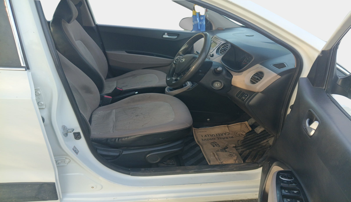 2016 Hyundai Xcent S 1.1 CRDI, Diesel, Manual, 1,92,665 km, interior