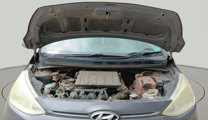 2017 Hyundai Grand i10 MAGNA 1.2 KAPPA VTVT, Petrol, Manual, 1,28,630 km, exterior