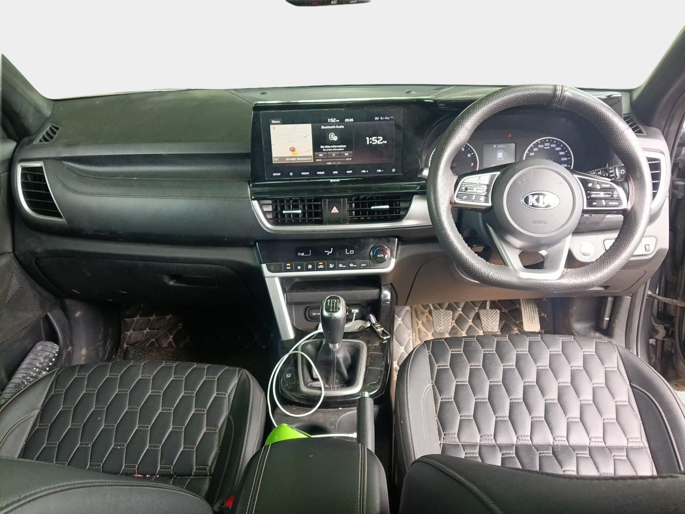 2021 KIA SELTOS HTX ANNIVERSARY EDITION 1.5 PETROL, Petrol, Manual, 1,14,958 km, interior