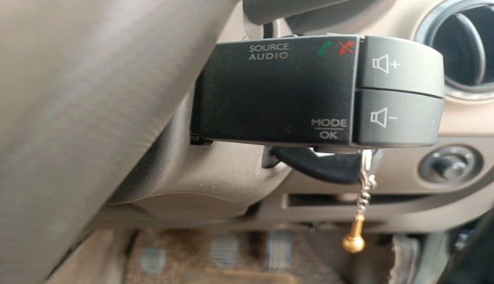 2015 Renault Lodgy 85 PS RXZ, Diesel, Manual, 1,58,264 km, interior