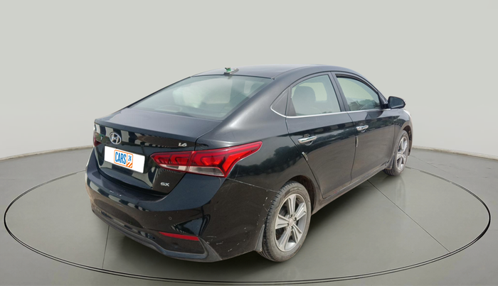 2017 Hyundai Verna 1.6 VTVT SX (O), Petrol, Manual, 1,84,716 km, exterior