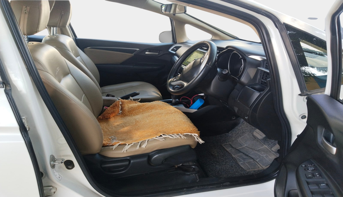 2020 Honda Jazz 1.2L I-VTEC VX CVT, Petrol, Automatic, 75,377 km, interior