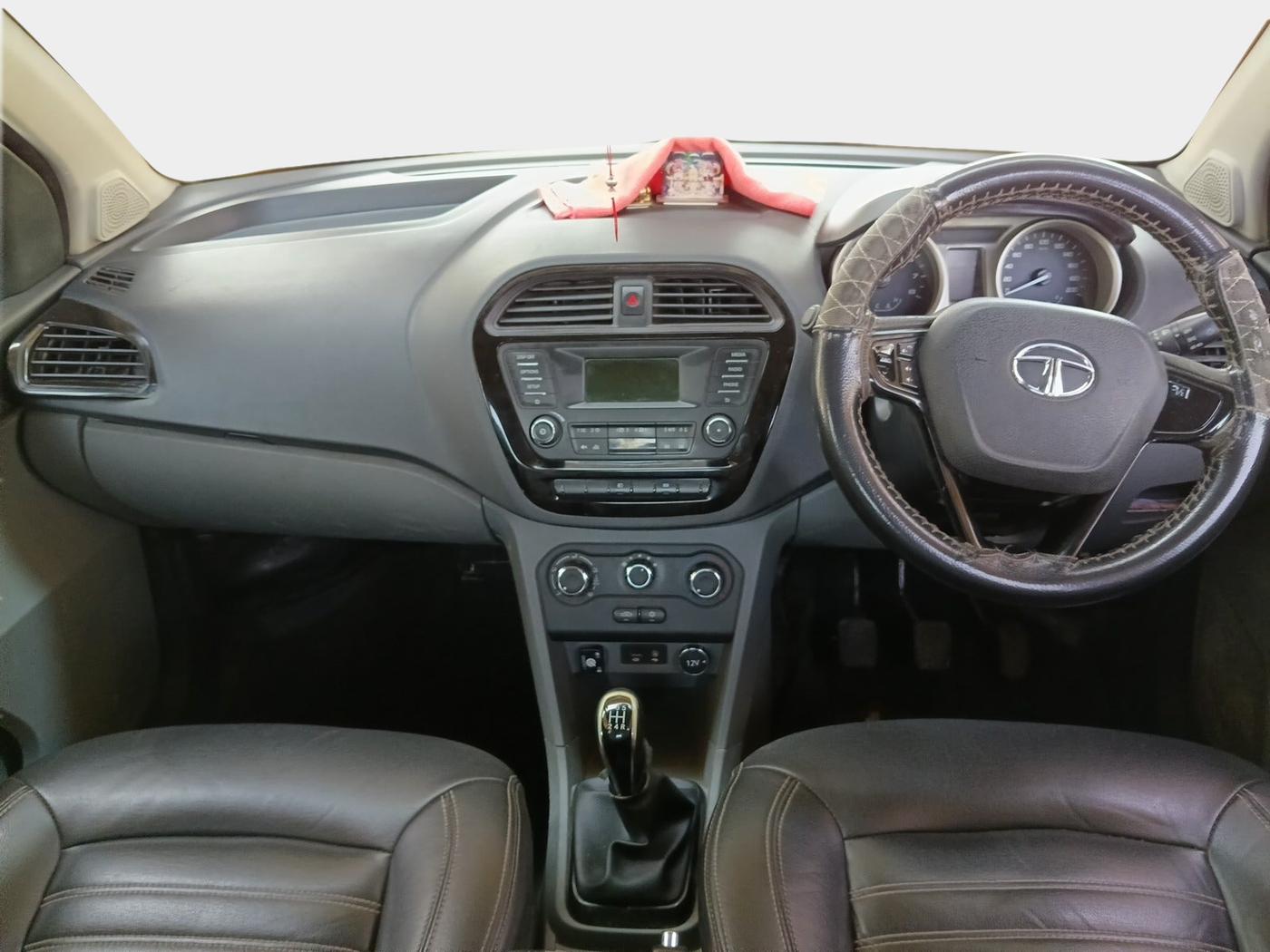 2017 Tata TIGOR XT PETROL, Petrol, Manual, 2,09,119 km, interior