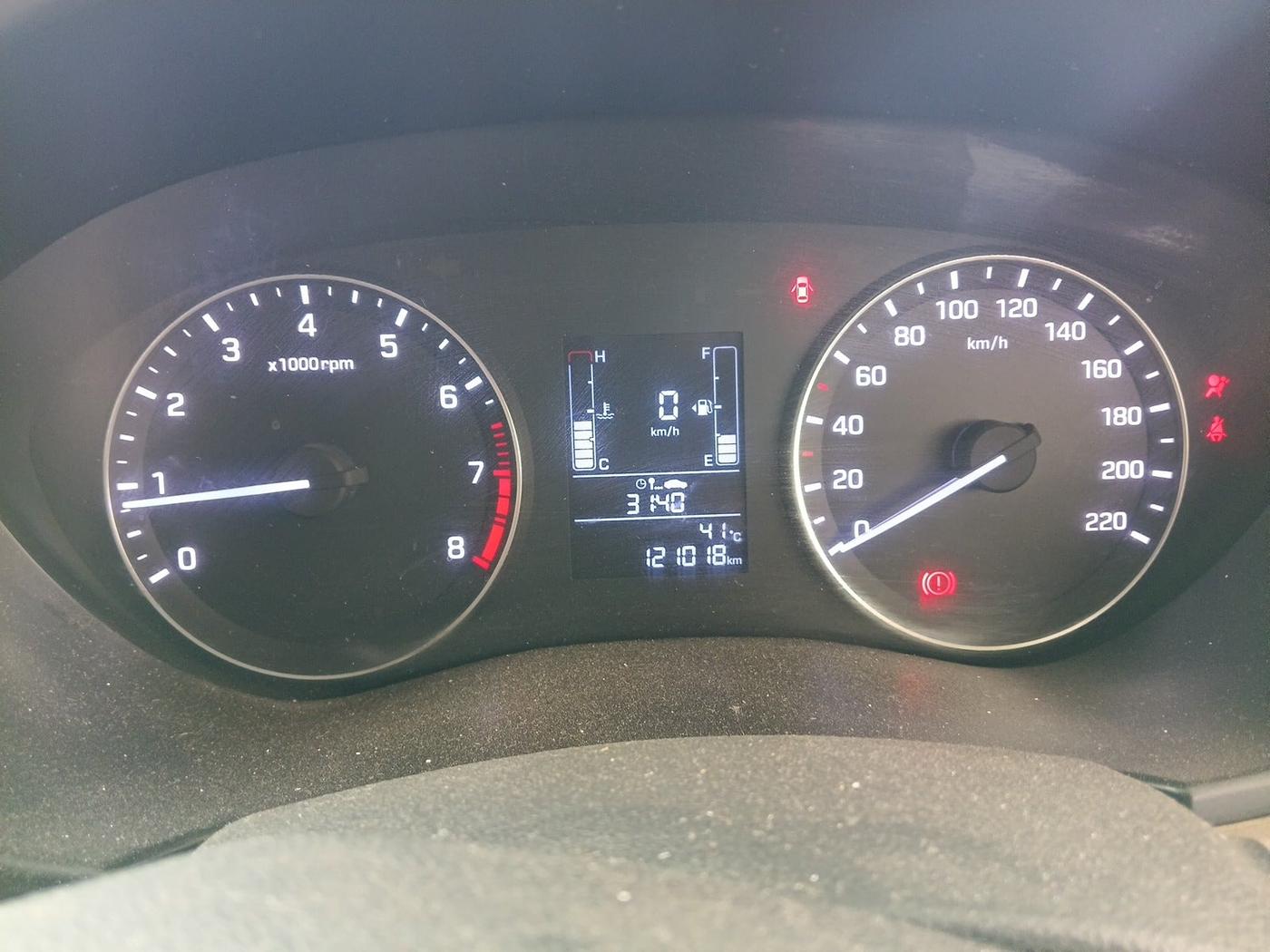 2017 Hyundai Elite i20 ASTA 1.2, Petrol, Manual, 1,21,018 km, interior