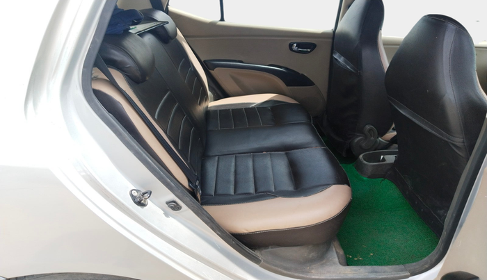 2012 Hyundai i10 SPORTZ 1.2, Petrol, Manual, 88,318 km, interior