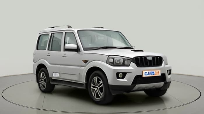 2016 Mahindra Scorpio S6 PLUS, Diesel, Manual, 2,69,781 km, exterior