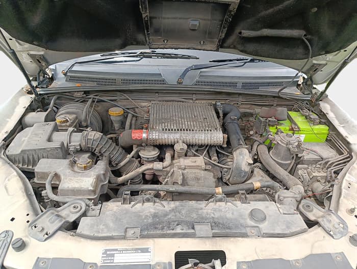 2016 Mahindra Scorpio S6 PLUS, Diesel, Manual, 2,69,781 km, exterior