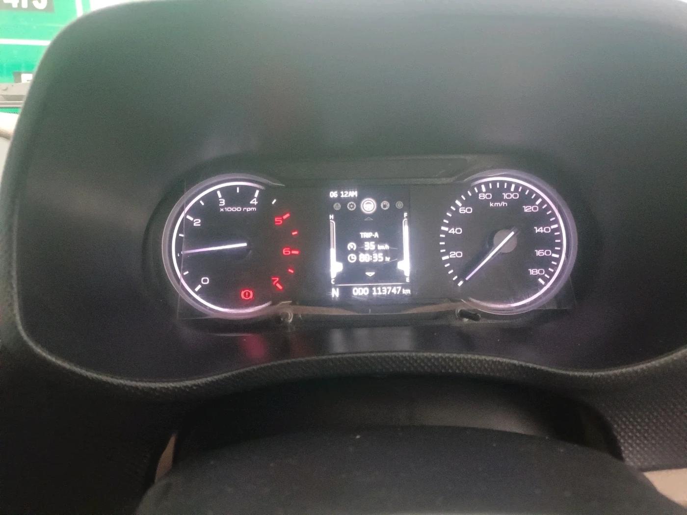 2022 Mahindra BOLERO NEO N10 R, Diesel, Manual, 1,13,747 km, interior