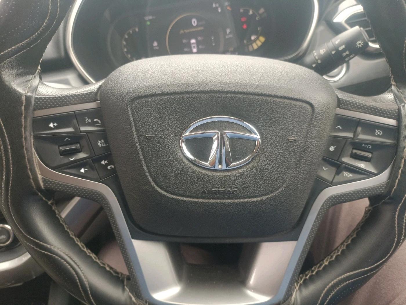 2023 Tata Safari XZA PLUS O 7STR, Diesel, Automatic, 50,567 km, interior