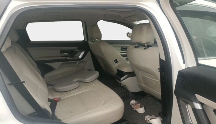 2023 Tata Safari XZA PLUS O 7STR, Diesel, Automatic, 50,567 km, interior