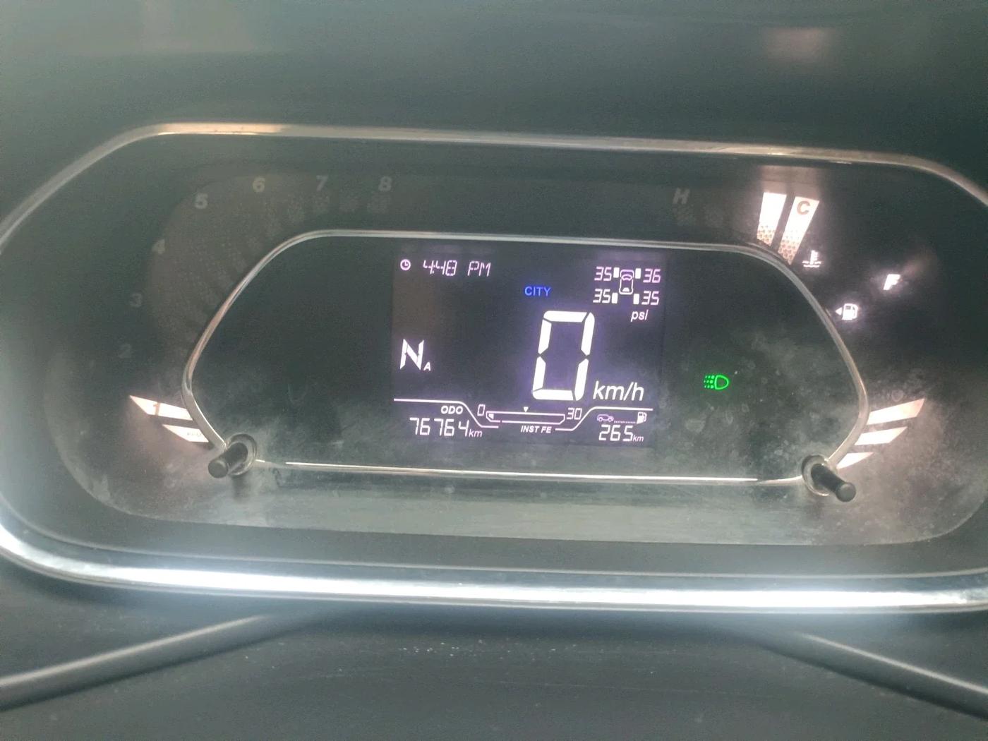 2022 Tata NEXON XZA PLUS (PREMIUM) DIESEL, Diesel, Automatic, 76,764 km, interior