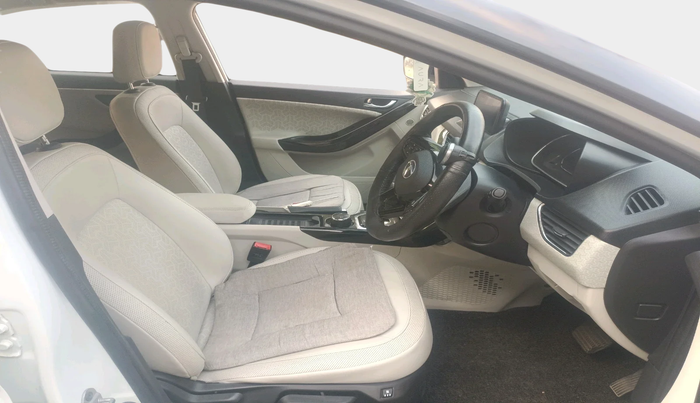 2022 Tata NEXON XZA PLUS (PREMIUM) DIESEL, Diesel, Automatic, 76,764 km, interior