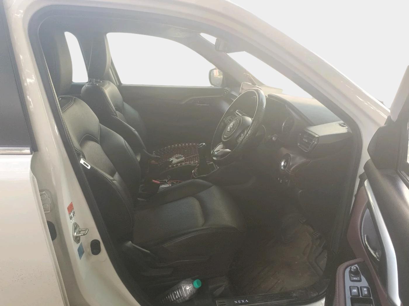 2023 Maruti Grand Vitara ALPHA SMART HYBRID, Petrol, Manual, 1,27,002 km, interior