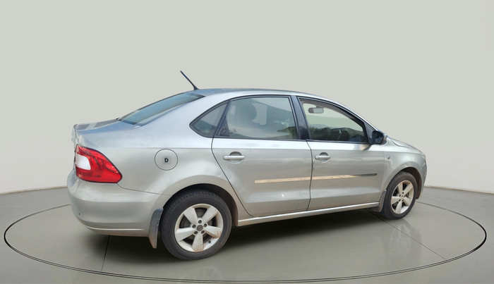 2014 Skoda Rapid 1.5 TDI CR ELEGANCE, Diesel, Manual, 1,31,401 km, exterior