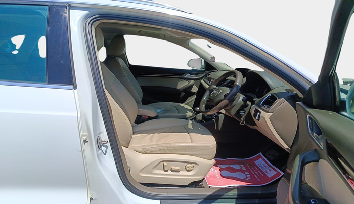 2012 Audi Q3 2.0 TDI QUATTRO, Diesel, Automatic, 2,23,199 km, interior