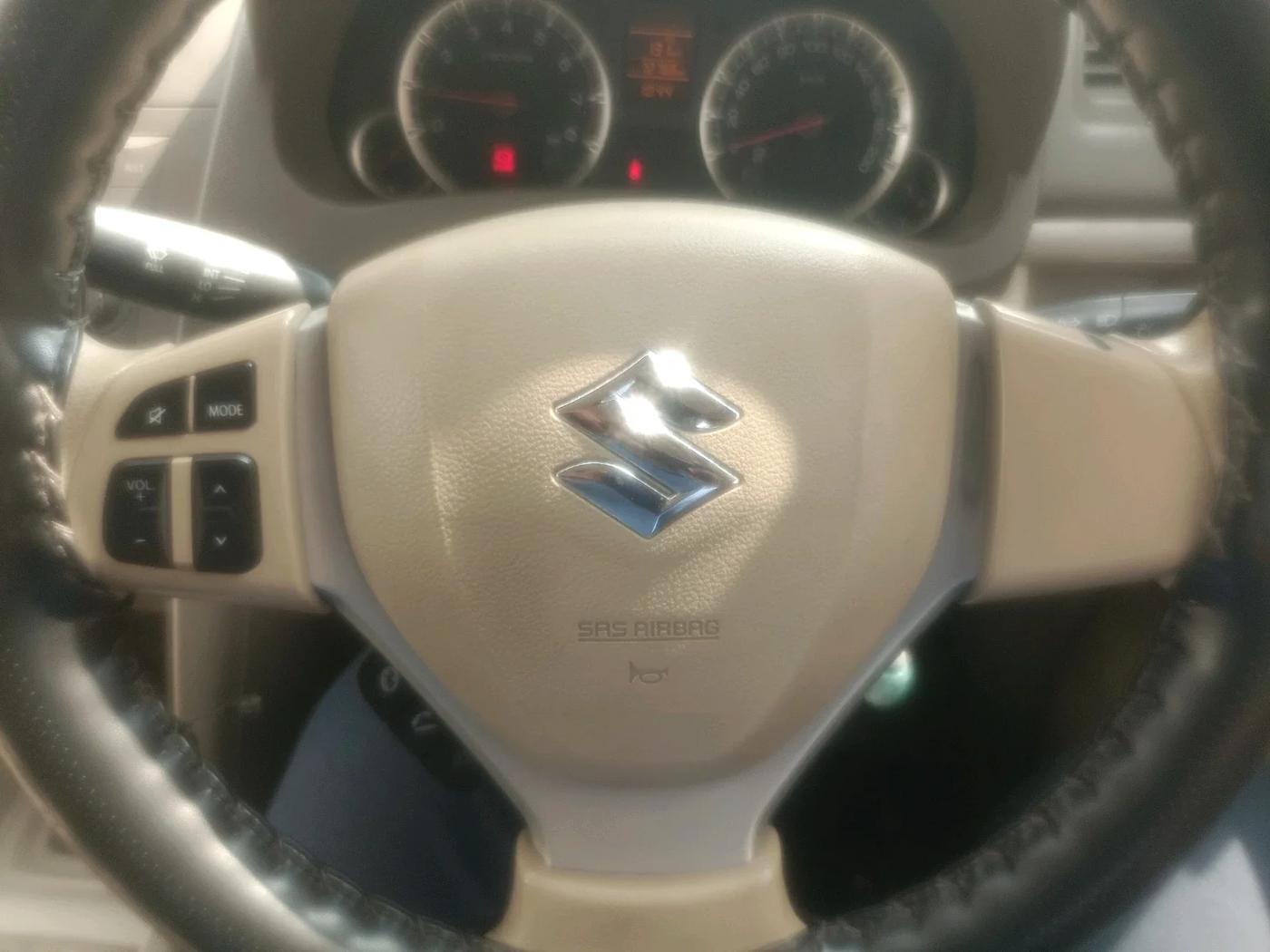 2017 Maruti Ertiga VXI, Petrol, Manual, 72,768 km, interior