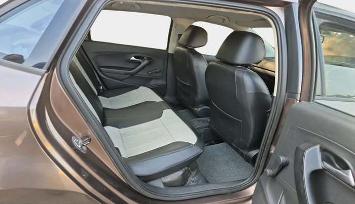 2016 Volkswagen Ameo TRENDLINE 1.2L, Petrol, Manual, 86,375 km, interior