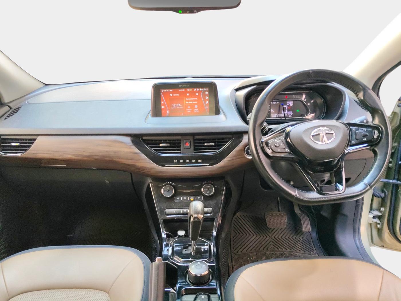 2022 Tata NEXON XZA PLUS (PREMIUM) KAZIRANGA DIESEL, Diesel, Automatic, 52,293 km, interior