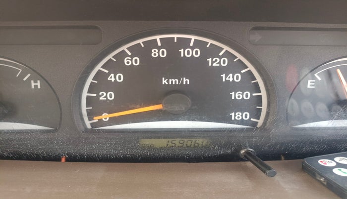 2012 Chevrolet Tavera NEO LT L 10 STR BS III, Diesel, Manual, 1,59,060 km, interior