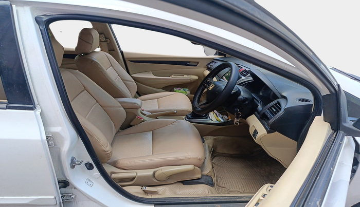 2012 Honda City 1.5L I-VTEC S MT, Petrol, Manual, 1,42,217 km, interior