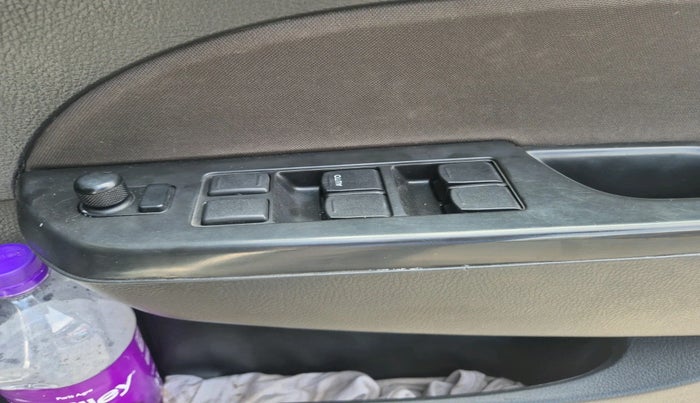 2015 Maruti Swift ZDI, Diesel, Manual, 80,826 km, interior