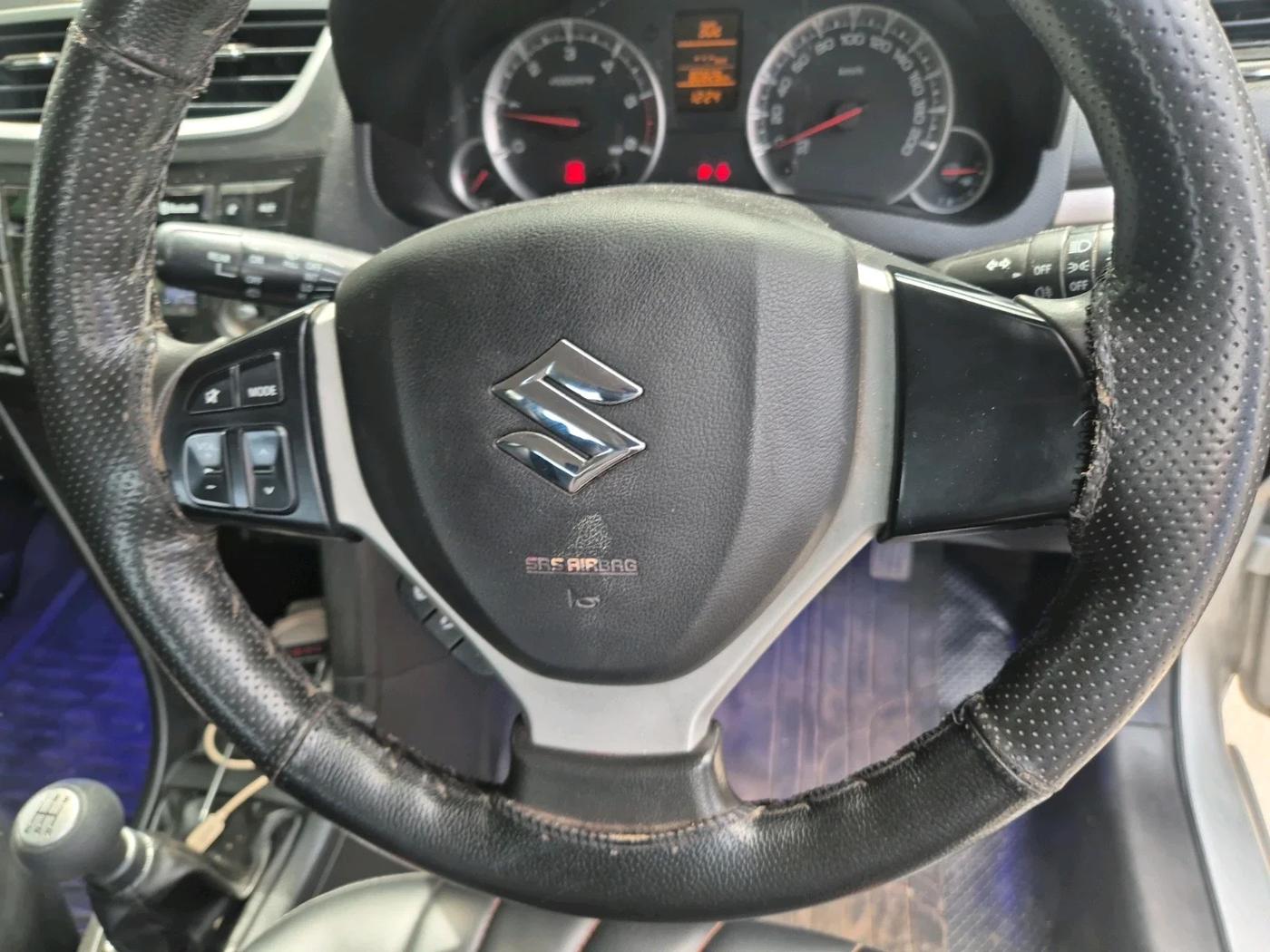 2015 Maruti Swift ZDI, Diesel, Manual, 80,826 km, interior