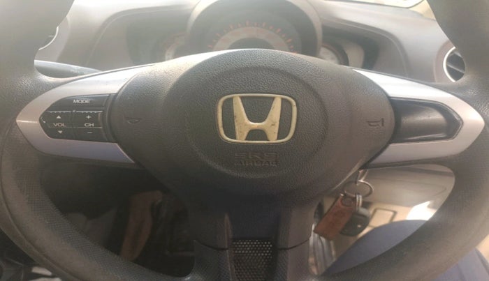 2013 Honda Brio V MT, Petrol, Manual, 88,659 km, interior