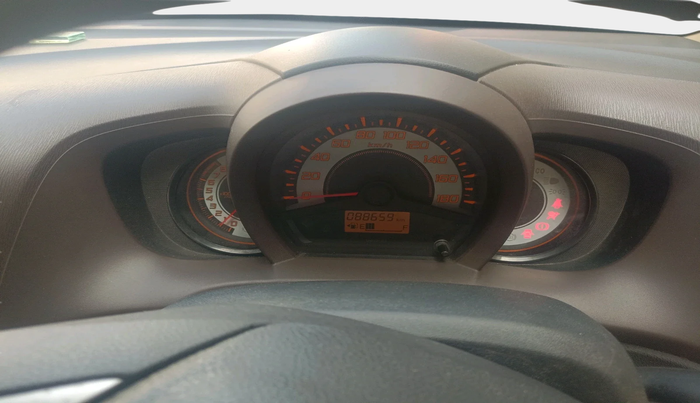 2013 Honda Brio V MT, Petrol, Manual, 88,659 km, interior