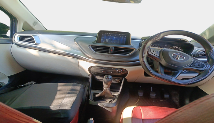 2023 Tata ALTROZ XT PETROL, Petrol, Manual, 28,000 km, interior